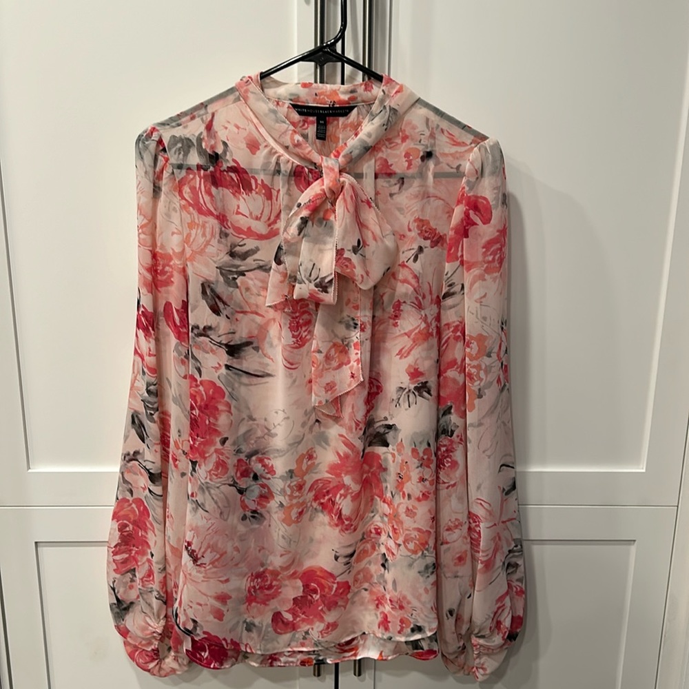 WHITE HOUSE BLACK MARKET long sleeve blouse with matching cami